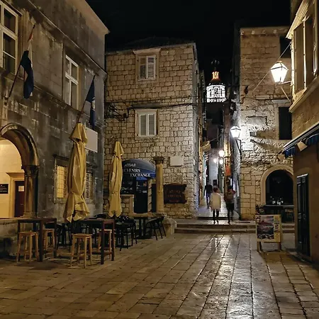 3 Bedroom Cozy In * Zrnovo