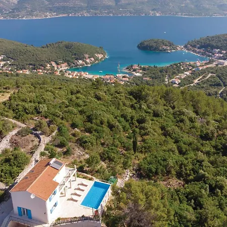 Σπίτι διακοπών 3 Bedroom Cozy In *