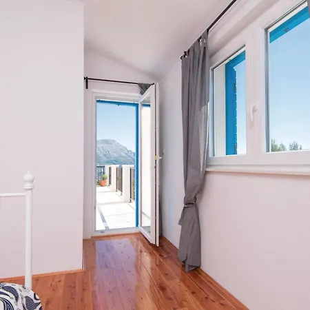 Three-bedroom In Сasa de vacaciones